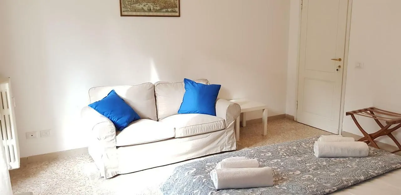 La Casa Di Chiara Apartment Florence Italy
