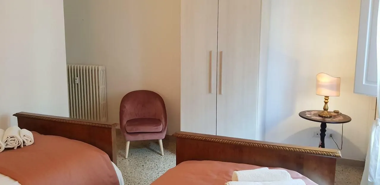 La Casa Di Chiara Apartment Florence 0*,